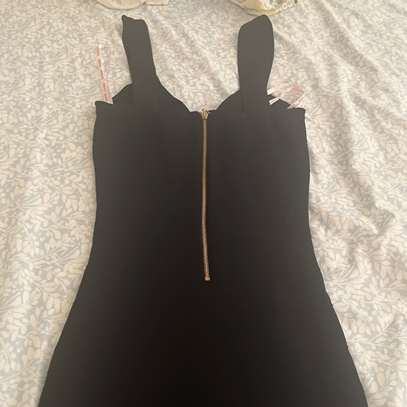 Large guess black dress - Picture 4 of 4